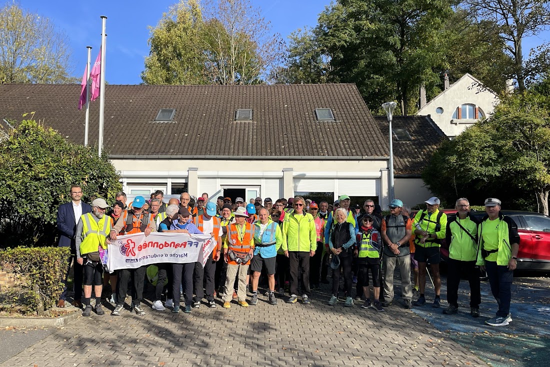 Vous consultez actuellement  125 km de Pomponne (G503) photos Gilbert Floch